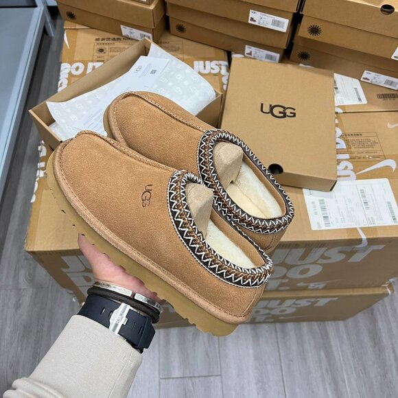 UGG Shoes - UGG Tasman II Chestnut Classic Slipper Suede Flats Women's shoes New and Box